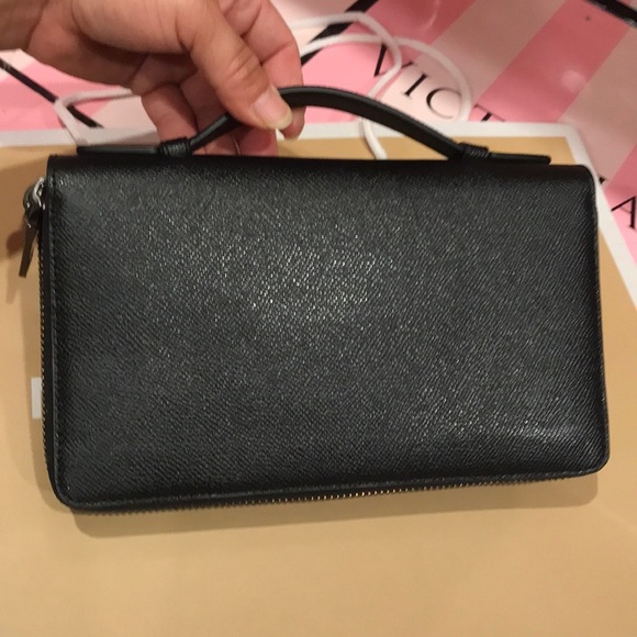 🔥Sales🔥💖 Coach Men Travel Wallet 💖Gift Idea - Picture 3 of 7